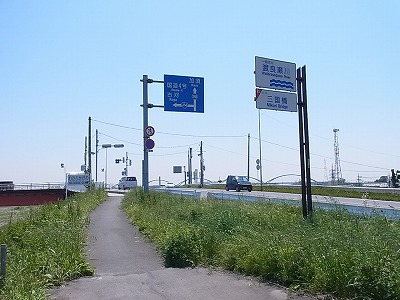 002.jpg