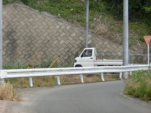 002.jpg